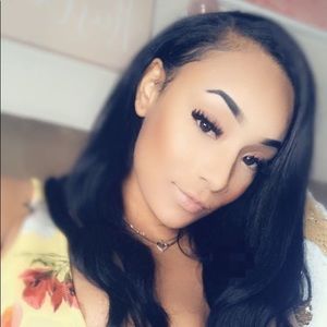 Meet your Posher, Johnesha